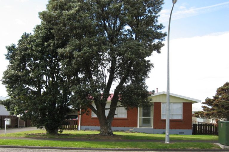 Photo of property in 42 Smeaton Road, Bell Block, New Plymouth, 4312