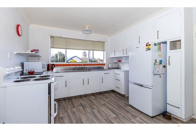 Photo of property in 10a Churchill Place, Waimate, 7924