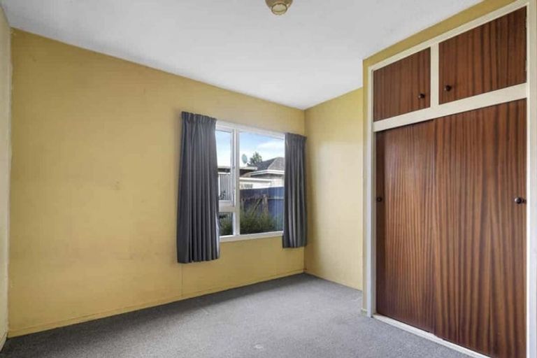 Photo of property in 2/25 Johns Road, Belfast, Christchurch, 8051