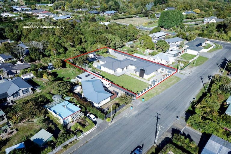 Photo of property in 8 Allan Street, Otatara, Invercargill, 9879