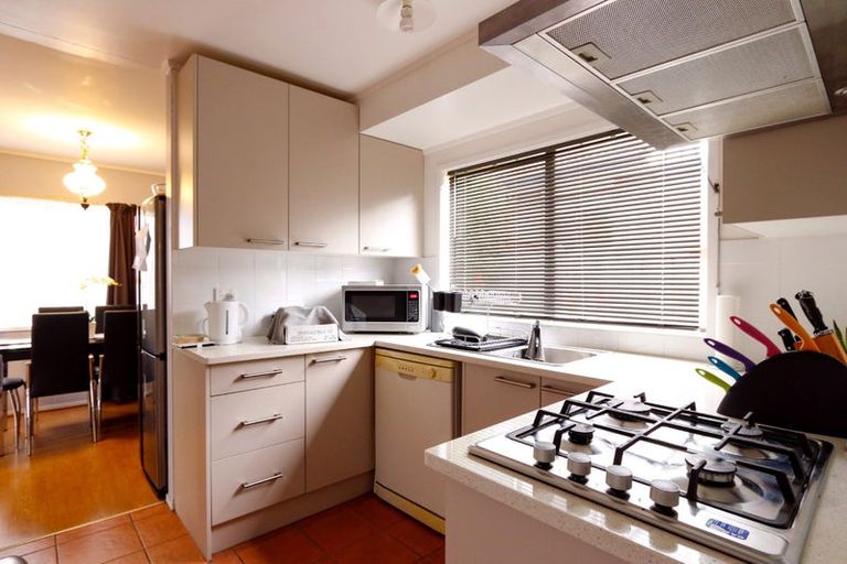 Photo of property in 1/78 Highland Park Drive, Highland Park, Auckland, 2010