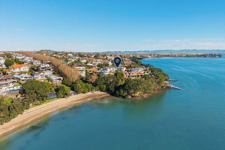 Photo of property in 1/11 Marine Parade, Herne Bay, Auckland, 1011