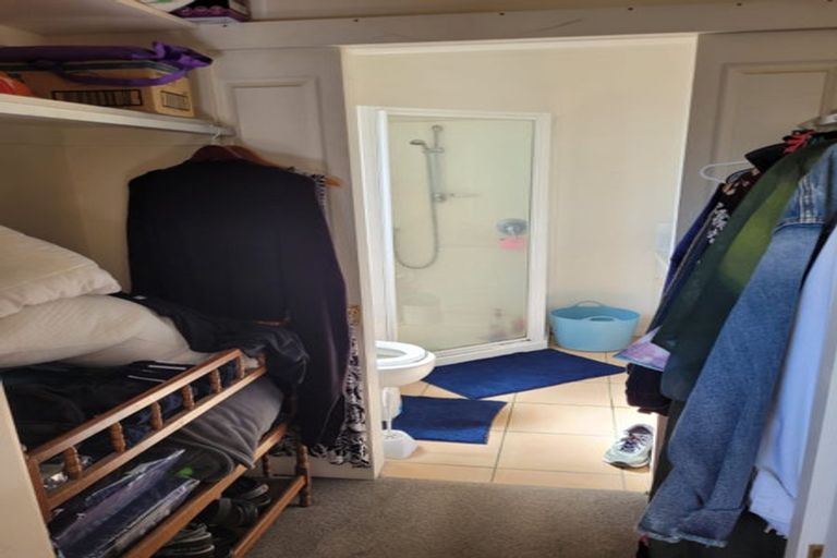 Photo of property in 13 Swanson Oaks, Swanson, Auckland, 0612