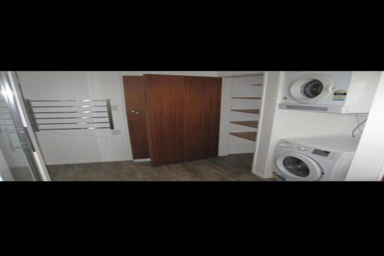 Photo of property in 11 Laburnum Grove, Maungaraki, Lower Hutt, 5010