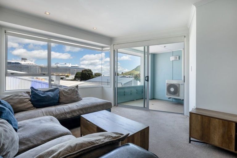 Photo of property in Algarve Apartments, 211/332 Maunganui Road, Mount Maunganui, 3116
