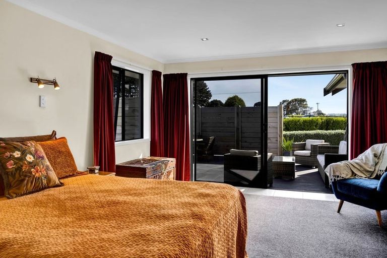 Photo of property in 105 Mawhitiwhiti Road, Normanby, Hawera, 4675