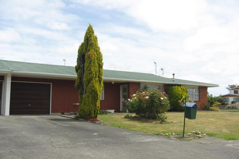 Photo of property in 35 Cargill Avenue, Feilding, 4702