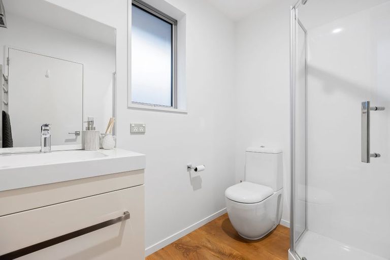 Photo of property in 40 Pentonville Close, Westmorland, Christchurch, 8025