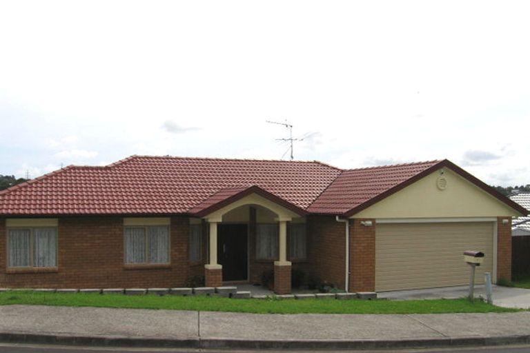 Photo of property in 17 Carling Avenue, Massey, Auckland, 0614