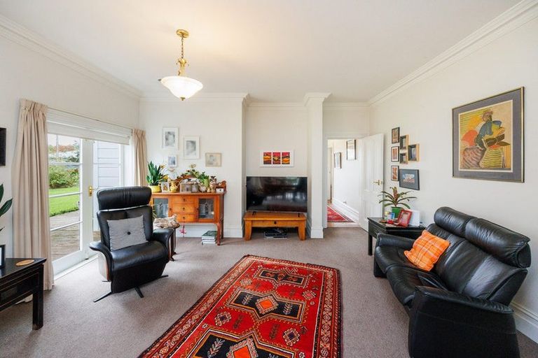 Photo of property in 21 Signal Street, Marton, 4710