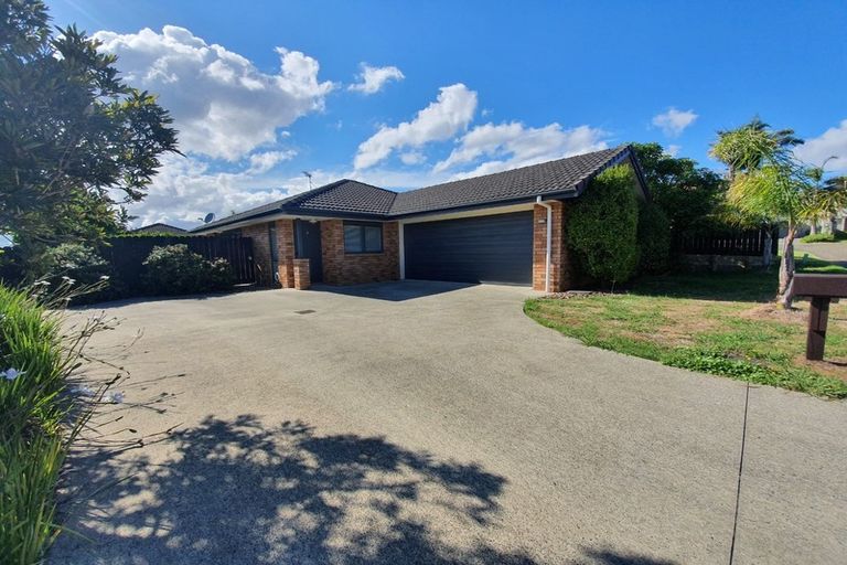 Photo of property in 38 Ranchod Terrace, Pukekohe, 2120