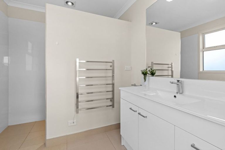 Photo of property in 11 Sue Place, Mahora, Hastings, 4120