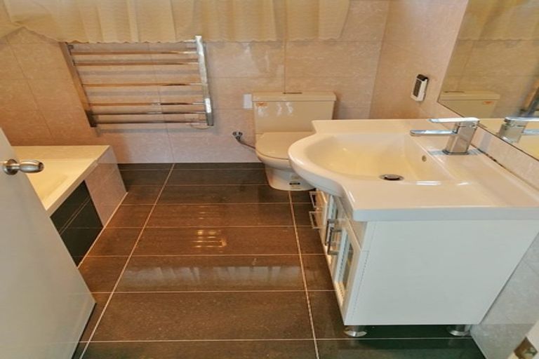 Photo of property in 61 Helena Street, Massey, Auckland, 0614