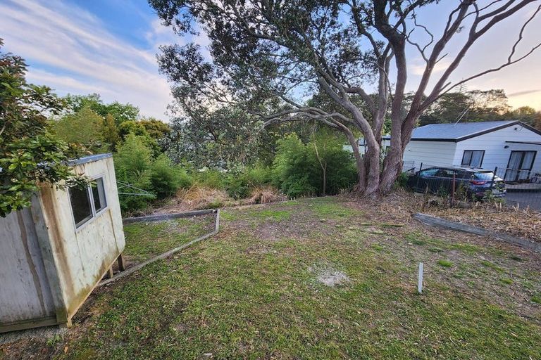 Photo of property in 23 Fordham Street, Beach Haven, Auckland, 0626