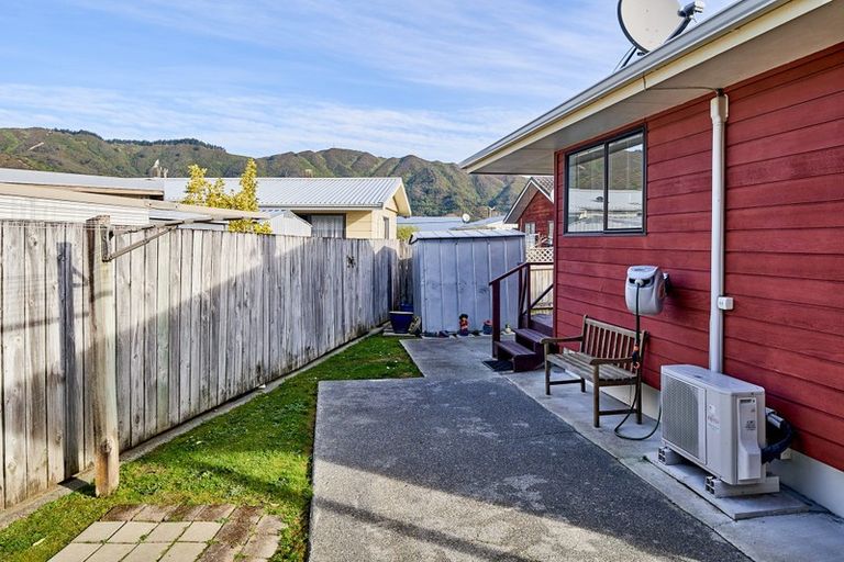 Photo of property in 5/8 Hewer Crescent, Naenae, Lower Hutt, 5011