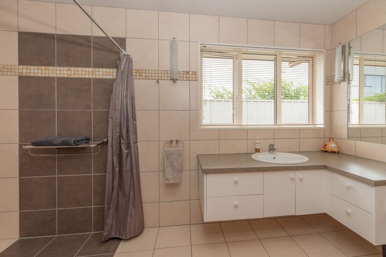 Photo of property in 29 Larch Crescent, Alexandra, 9320