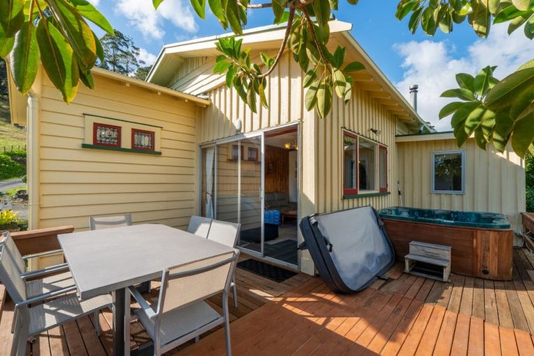 Photo of property in 1262 East Coast Road, Redvale, Albany, 0794