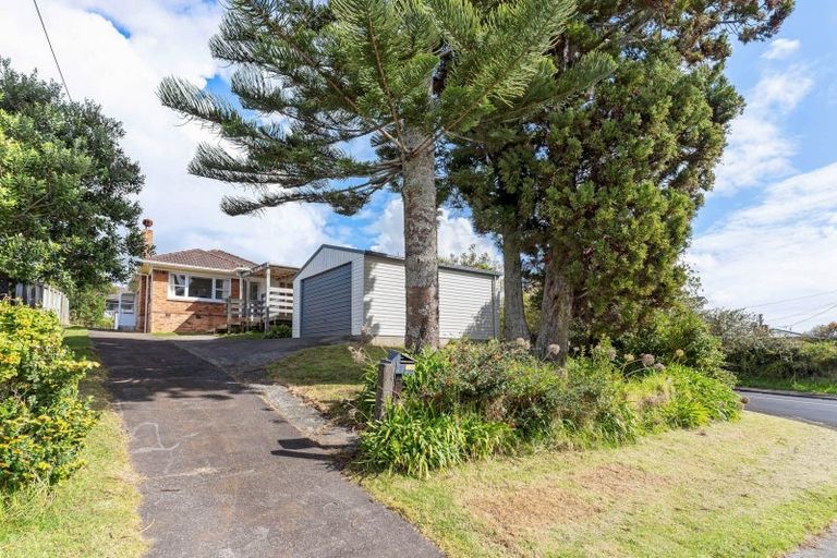 Photo of property in 57 Ranui Avenue, Ranui, Auckland, 0612