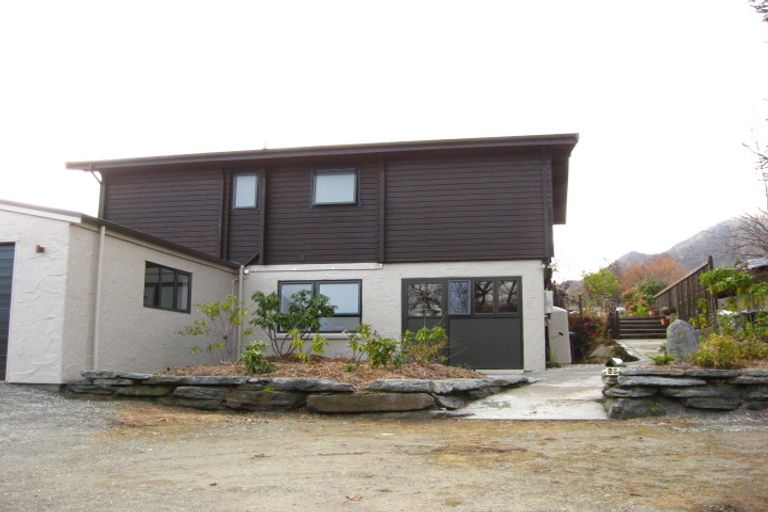 Photo of property in 13 Argyle Place, Arrowtown, 9302