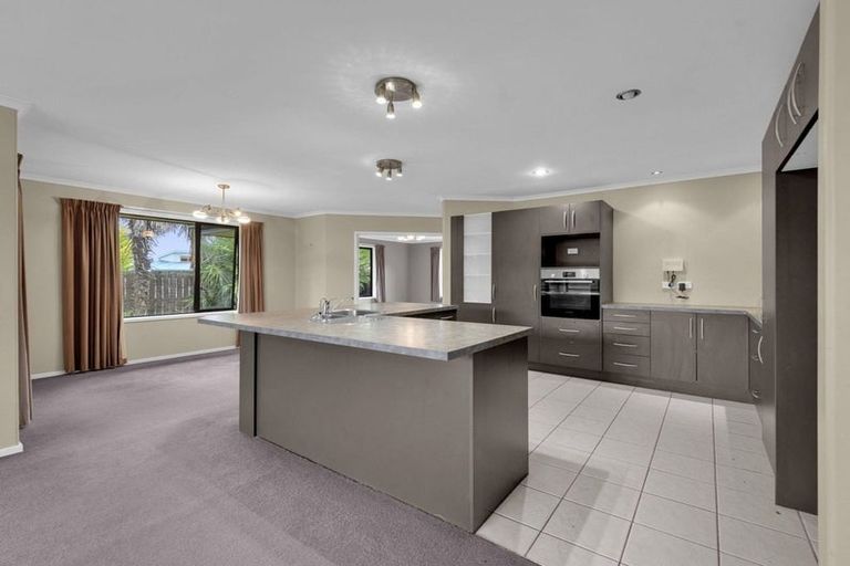 Photo of property in 63 Coleraine Drive, Rototuna, Hamilton, 3210