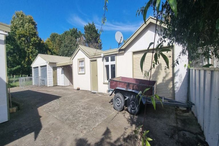 Photo of property in 100 Mcleavey Road, Ohau, Levin, 5570