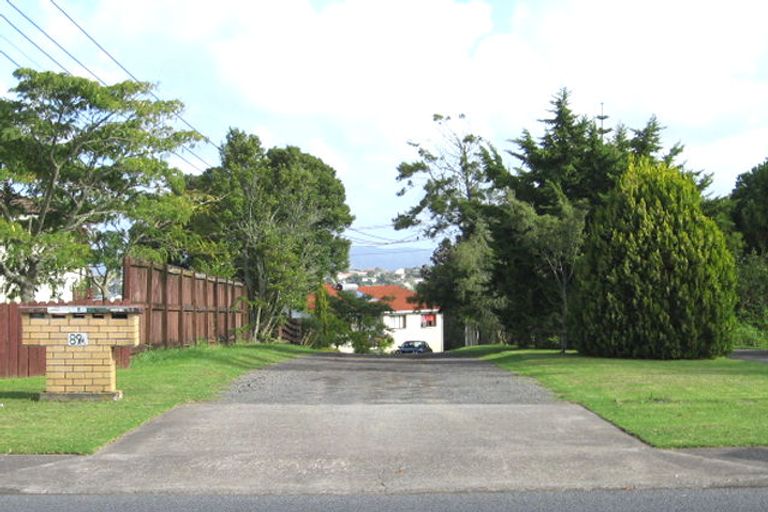 Photo of property in 91 Royal Road, Massey, Auckland, 0614