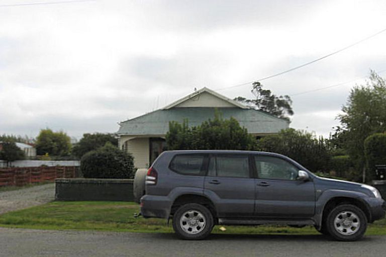 Photo of property in 12 Exeter Street, Waimate, 7924