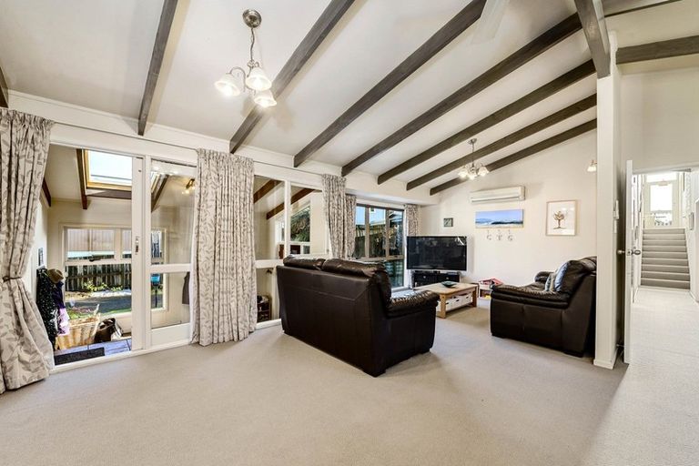 Photo of property in 86 Tarawera Road, Lynmore, Rotorua, 3010