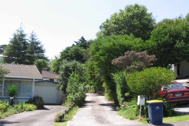 Photo of property in 21 Stott Avenue, Birkdale, Auckland, 0626