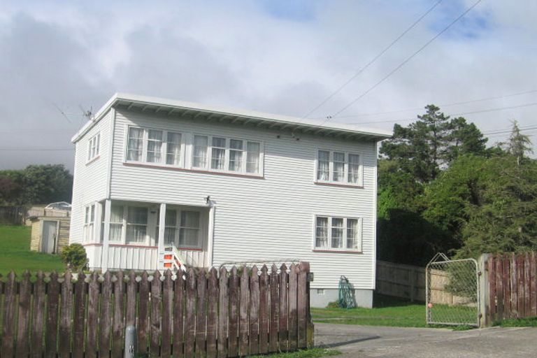 Photo of property in 41 Mexted Crescent, Ranui, Porirua, 5024