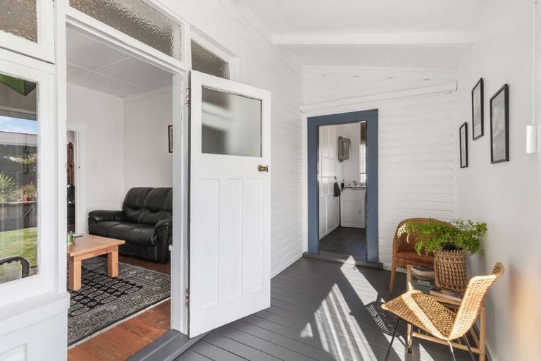 Photo of property in 113 Cornfoot Street, Castlecliff, Whanganui, 4501