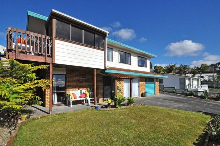 Photo of property in 1/18 Manuwai Road, Torbay, Auckland, 0630