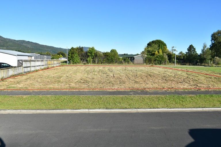 Photo of property in 4 Ngahana Place, Turangi, 3334
