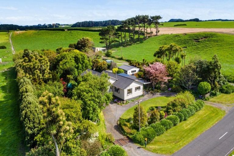 Photo of property in 41 Ball Road, Kakaramea, Patea, 4598