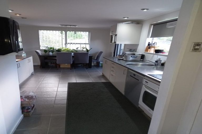 Photo of property in 1 Topeka Grove, Totara Park, Upper Hutt, 5018