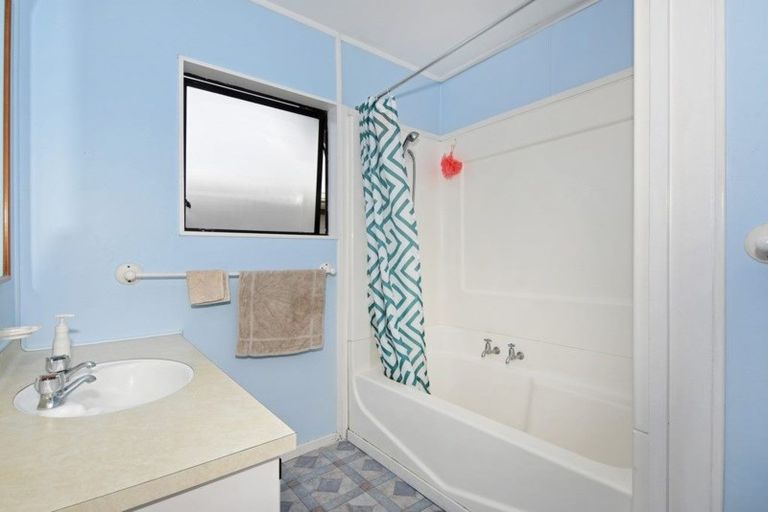 Photo of property in 31 Eureka Place, Parahaki, Whangarei, 0112