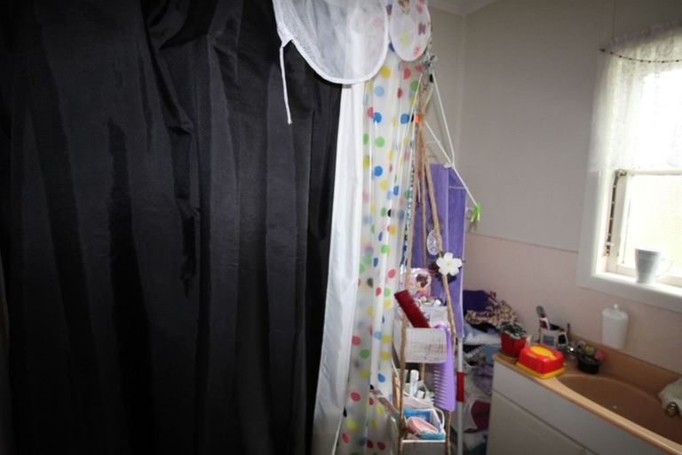 Photo of property in 20 Tay Street, Tokoroa, 3420