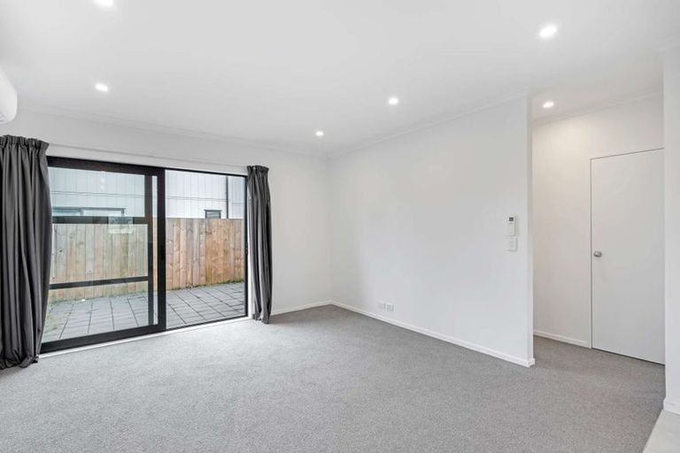 Photo of property in 23a Ventura Street, Mangere, Auckland, 2022