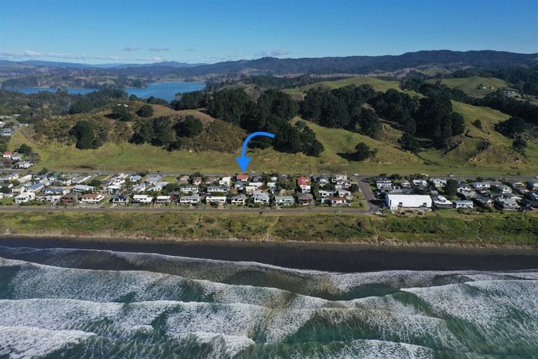 Photo of property in 305 Pohutukawa Avenue, Ohope, 3121