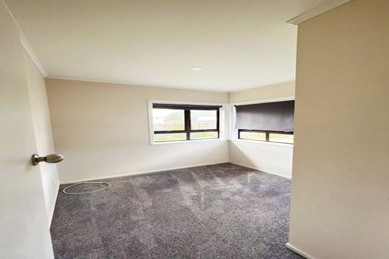 Photo of property in 52 Landon Avenue, Mangere East, Auckland, 2024