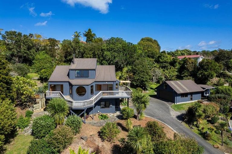 Photo of property in 66 Beach Road, Onerahi, Whangarei, 0110