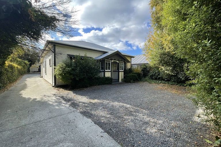 Photo of property in 150 Blenheim Road, Riccarton, Christchurch, 8041
