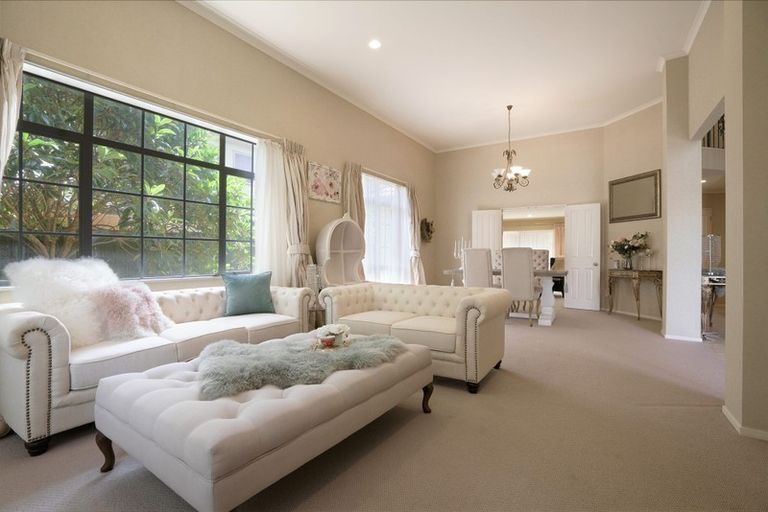 Photo of property in 8 Maybole Drive, Flat Bush, Auckland, 2016