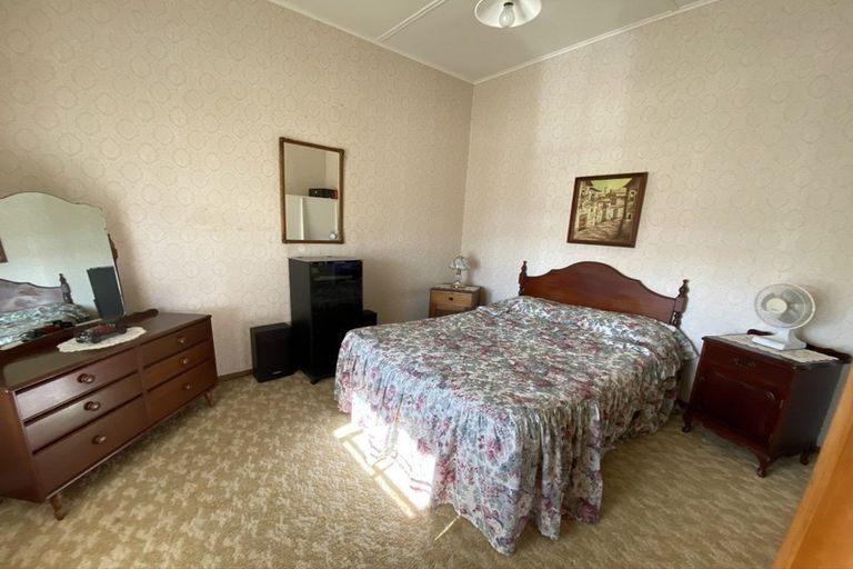 Photo of property in 20 Cambria Street, Hawera, 4610