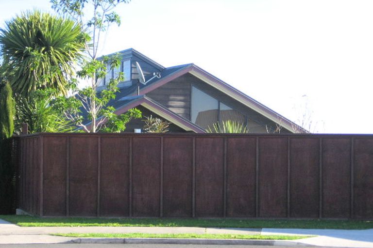 Photo of property in 25 Rosehill Place, Nawton, Hamilton, 3200