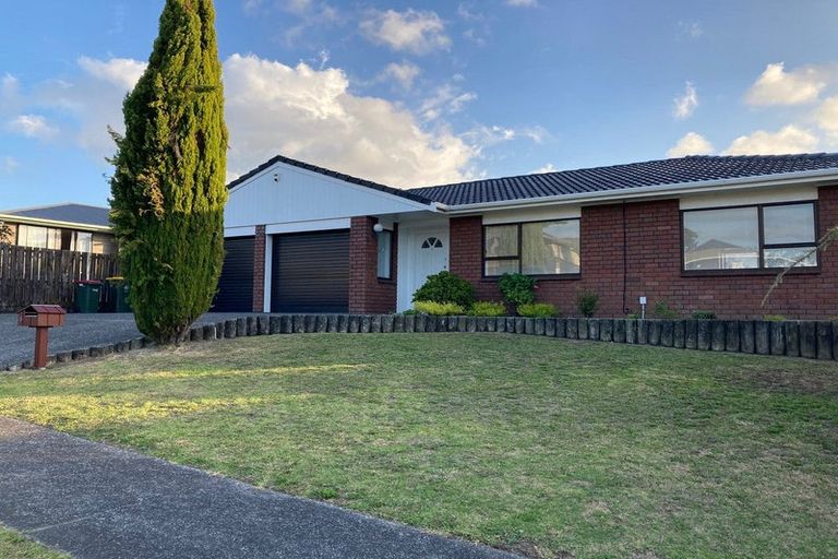 Photo of property in 3 Calluna Crescent, Totara Heights, Auckland, 2105