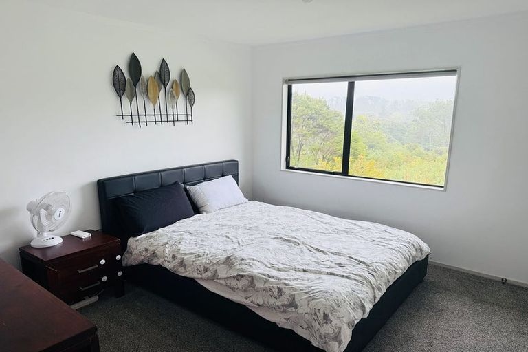 Photo of property in 3/198 Don Buck Road, Massey, Auckland, 0614