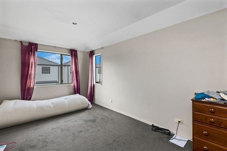 Photo of property in 1/19 Hills Road, Edgeware, Christchurch, 8013