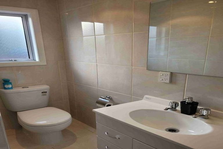 Photo of property in 13 Meadow Street, Papanui, Christchurch, 8052