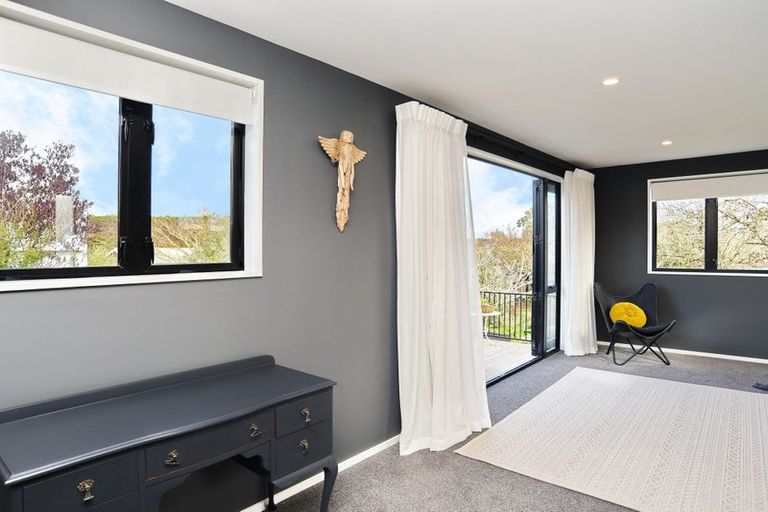 Photo of property in 43 Batten Grove, The Pines Beach, 7630